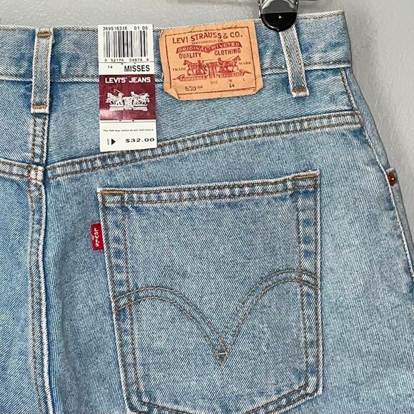 Levis 550 Women Size 14 Blue Jean Shorts Jorts 100% Cotton Rigid Denim Y2K 2000s - Picture 3 of 10